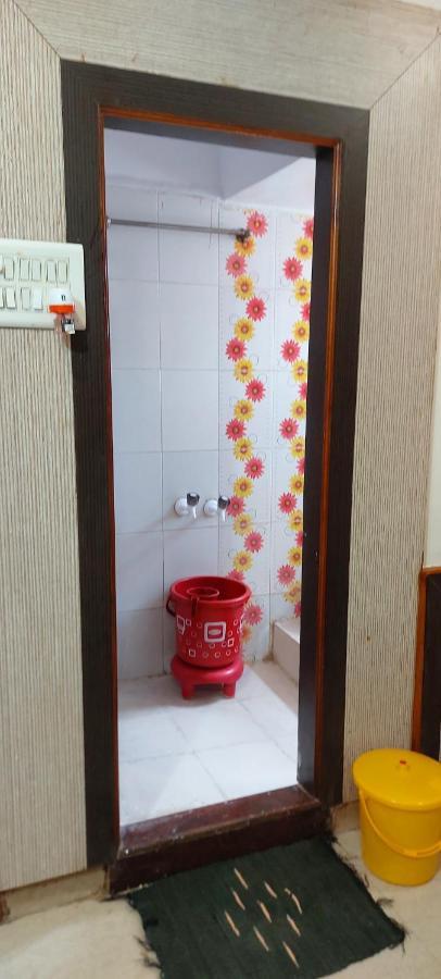 Sai Raghunandan Guest House Shirdi Zewnętrze zdjęcie